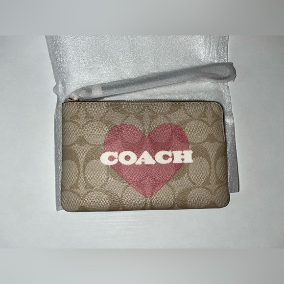 Coach Corner Zip Heart Print Wristlet - Picture 4 of 7